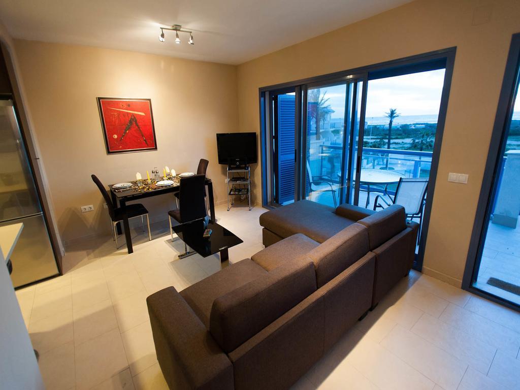 Апартаменты Livingtarifa Apartamento La Isla Экстерьер фото