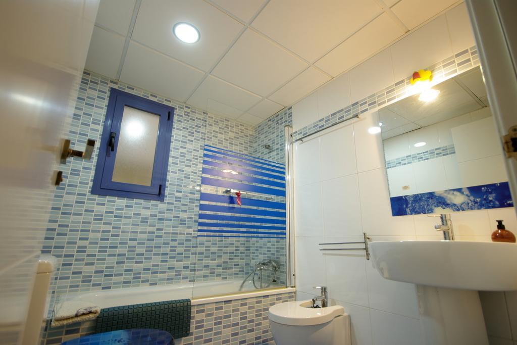 Апартаменты Livingtarifa Apartamento La Isla Экстерьер фото